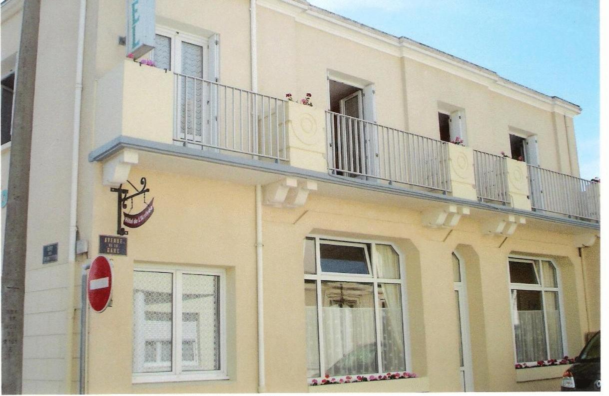 Hotel De L'Arrivee Fouras Exteriér fotografie